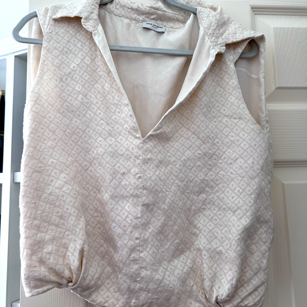 DRIES VAN NOTEN V-Neck Sleeveless Top